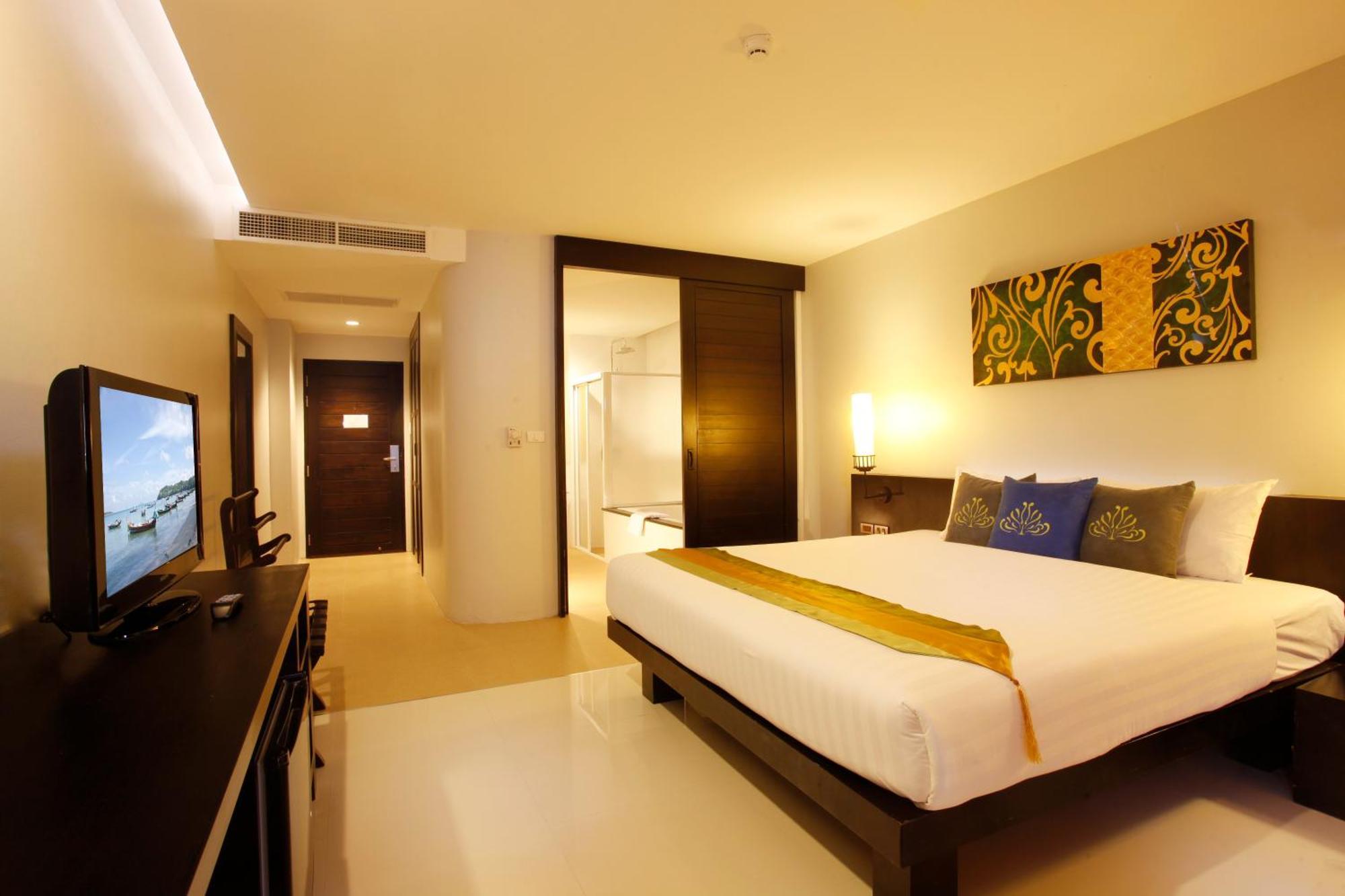 Palmyra Patong Resort Phuket - Sha Extra Plus Phòng bức ảnh